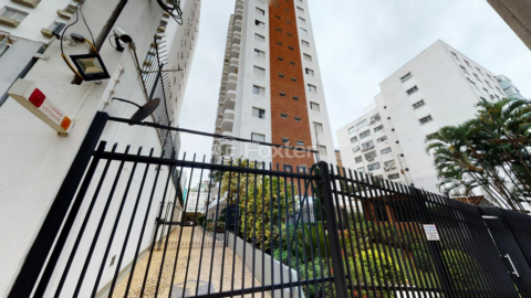 Image 9 - 1021388